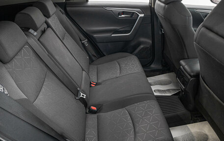 Toyota RAV4, 2021 год, 3 599 000 рублей, 25 фотография