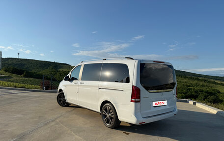 Mercedes-Benz V-Класс, 2017 год, 5 500 000 рублей, 4 фотография