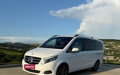Mercedes-Benz V-Класс, 2017 год, 5 500 000 рублей, 20 фотография
