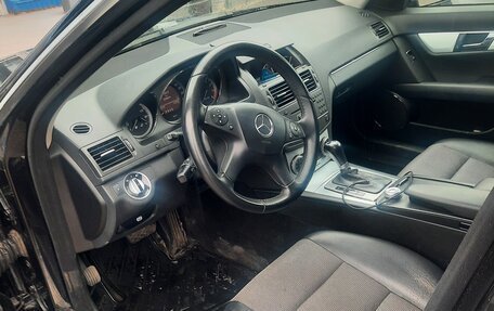 Mercedes-Benz C-Класс, 2010 год, 1 000 000 рублей, 6 фотография