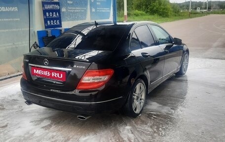 Mercedes-Benz C-Класс, 2010 год, 1 000 000 рублей, 4 фотография