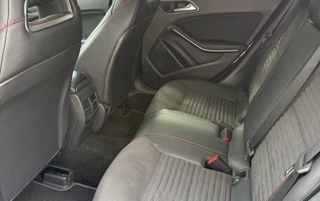 Mercedes-Benz CLA, 2016 год, 2 200 000 рублей, 21 фотография