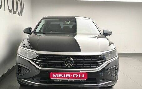 Volkswagen Passat B8 рестайлинг, 2023 год, 3 380 000 рублей, 2 фотография
