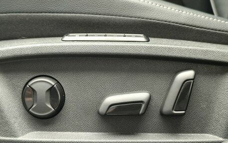 Volkswagen Passat B8 рестайлинг, 2023 год, 3 380 000 рублей, 21 фотография