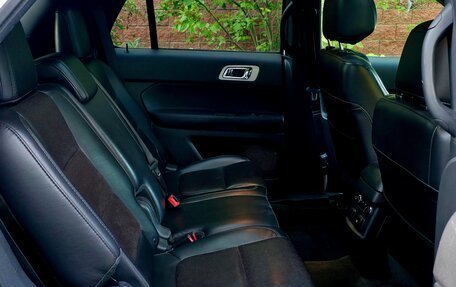 Ford Explorer VI, 2013 год, 1 380 000 рублей, 9 фотография