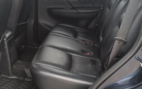 Mitsubishi Pajero Sport III рестайлинг, 2016 год, 2 100 000 рублей, 17 фотография
