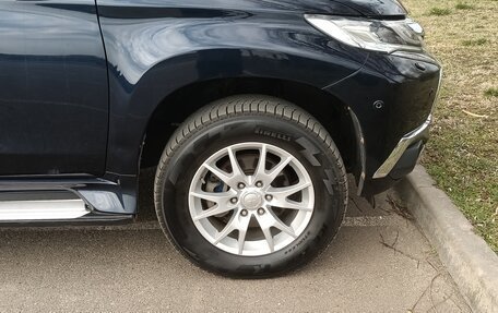 Mitsubishi Pajero Sport III рестайлинг, 2016 год, 2 100 000 рублей, 24 фотография