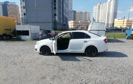 Skoda Rapid I, 2015 год, 400 000 рублей, 2 фотография