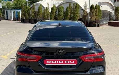 Toyota Camry, 2021 год, 3 850 000 рублей, 5 фотография