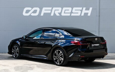Toyota Camry, 2024 год, 3 550 000 рублей, 2 фотография