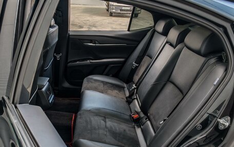 Toyota Camry, 2024 год, 3 550 000 рублей, 9 фотография