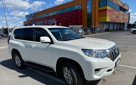 Toyota Land Cruiser Prado 150 рестайлинг 2, 2020 год, 4 500 000 рублей, 8 фотография