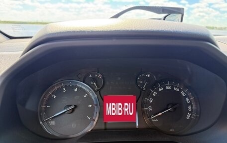Toyota Land Cruiser Prado 150 рестайлинг 2, 2020 год, 4 500 000 рублей, 9 фотография