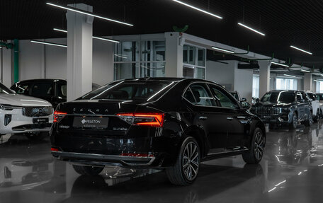 Skoda Superb III рестайлинг, 2025 год, 3 450 000 рублей, 5 фотография