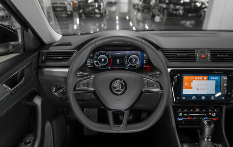 Skoda Superb III рестайлинг, 2025 год, 3 450 000 рублей, 11 фотография