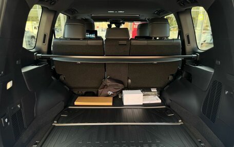 Toyota Land Cruiser, 2026 год, 15 800 000 рублей, 17 фотография