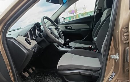 Chevrolet Cruze II, 2014 год, 739 000 рублей, 9 фотография