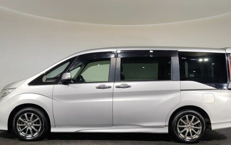 Honda Stepwgn IV, 2015 год, 2 045 000 рублей, 8 фотография