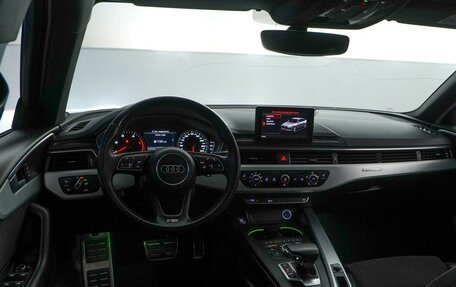 Audi A4, 2017 год, 2 600 000 рублей, 6 фотография