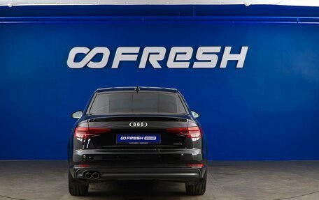 Audi A4, 2017 год, 2 600 000 рублей, 4 фотография