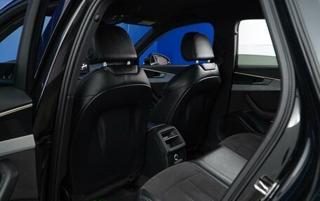 Audi A4, 2017 год, 2 600 000 рублей, 11 фотография