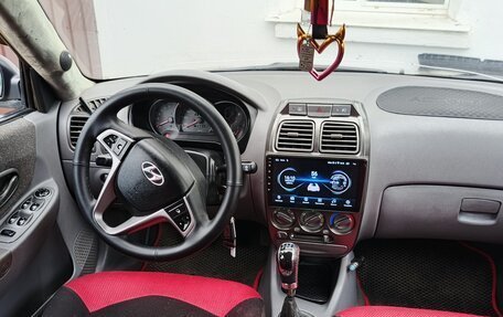 Hyundai Accent II, 2007 год, 299 999 рублей, 17 фотография