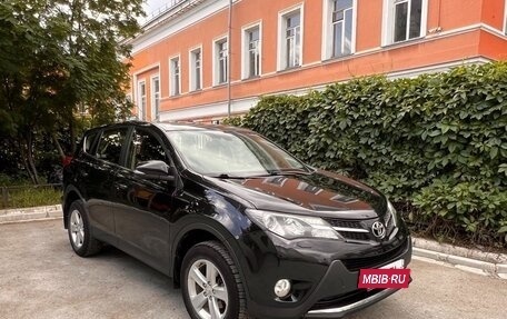 Toyota RAV4, 2013 год, 1 790 000 рублей, 3 фотография