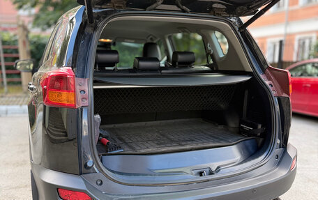Toyota RAV4, 2013 год, 1 790 000 рублей, 12 фотография