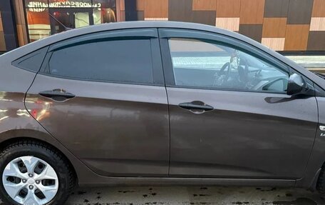 Hyundai Solaris II рестайлинг, 2014 год, 950 000 рублей, 4 фотография