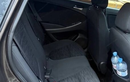 Hyundai Solaris II рестайлинг, 2014 год, 950 000 рублей, 6 фотография