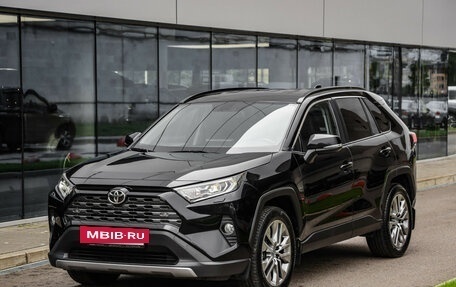 Toyota RAV4, 2022 год, 3 470 000 рублей, 3 фотография