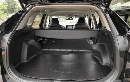 Toyota RAV4, 2022 год, 3 470 000 рублей, 34 фотография