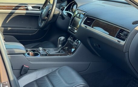 Volkswagen Touareg III, 2013 год, 2 520 000 рублей, 9 фотография