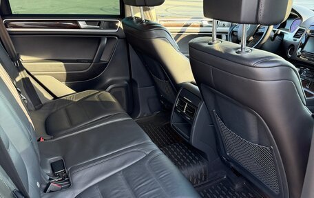 Volkswagen Touareg III, 2013 год, 2 520 000 рублей, 10 фотография