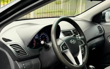 Hyundai Solaris II рестайлинг, 2012 год, 819 000 рублей, 8 фотография