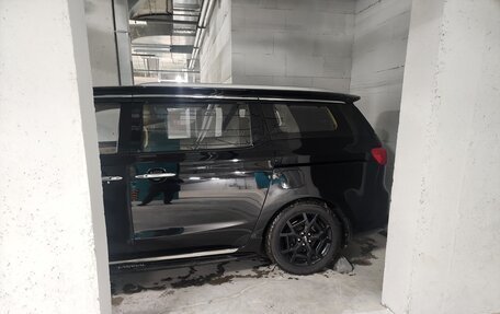 KIA Carnival III, 2020 год, 3 600 000 рублей, 21 фотография