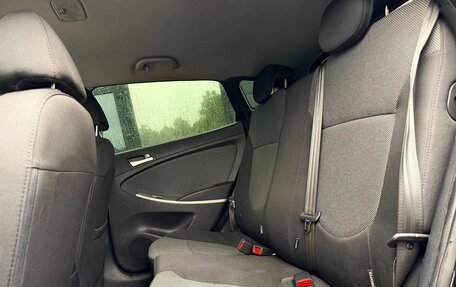 Hyundai Solaris II рестайлинг, 2012 год, 819 000 рублей, 20 фотография