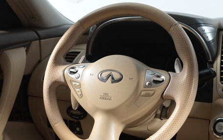 Infiniti FX I, 2008 год, 1 790 000 рублей, 10 фотография