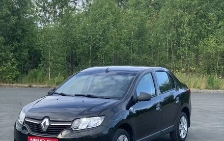 Renault Logan II, 2015 год, 820 000 рублей, 1 фотография