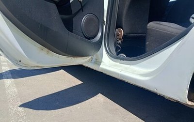 Renault Logan II, 2019 год, 355 000 рублей, 1 фотография