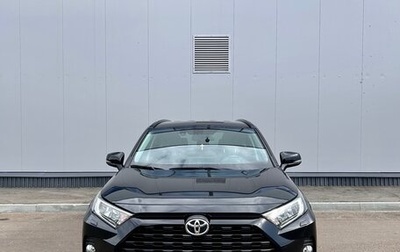 Toyota RAV4, 2021 год, 3 890 000 рублей, 1 фотография