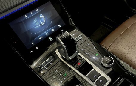 Chery Tiggo 8 Pro, 2023 год, 1 749 000 рублей, 10 фотография
