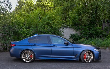 BMW 5 серия, 2021 год, 6 300 000 рублей, 3 фотография