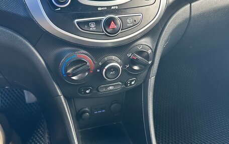 Hyundai Solaris II рестайлинг, 2013 год, 525 000 рублей, 7 фотография
