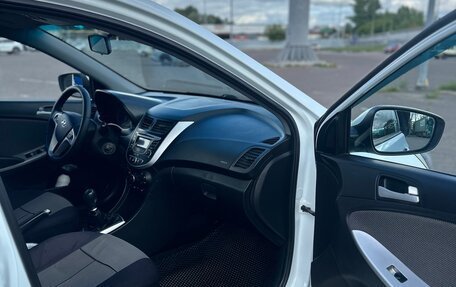 Hyundai Solaris II рестайлинг, 2013 год, 525 000 рублей, 11 фотография