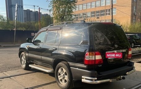 Toyota Land Cruiser 100 рестайлинг 2, 2007 год, 2 200 000 рублей, 6 фотография