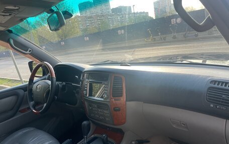 Toyota Land Cruiser 100 рестайлинг 2, 2007 год, 2 200 000 рублей, 9 фотография
