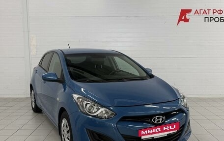 Hyundai i30 II рестайлинг, 2013 год, 840 000 рублей, 3 фотография