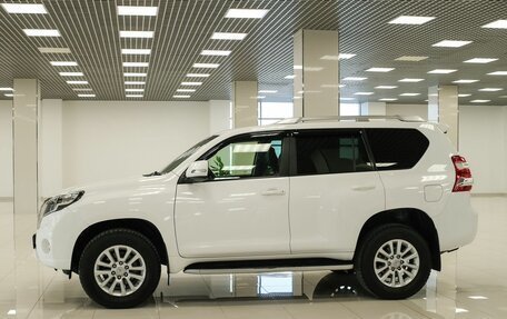 Toyota Land Cruiser Prado 150 рестайлинг 2, 2014 год, 3 103 000 рублей, 6 фотография