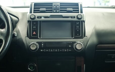 Toyota Land Cruiser Prado 150 рестайлинг 2, 2014 год, 3 103 000 рублей, 14 фотография